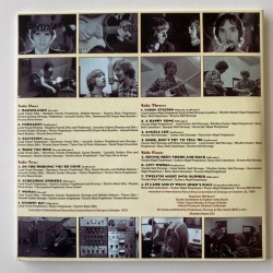  Strange & Soho - Mazzola Shadoks Music 055