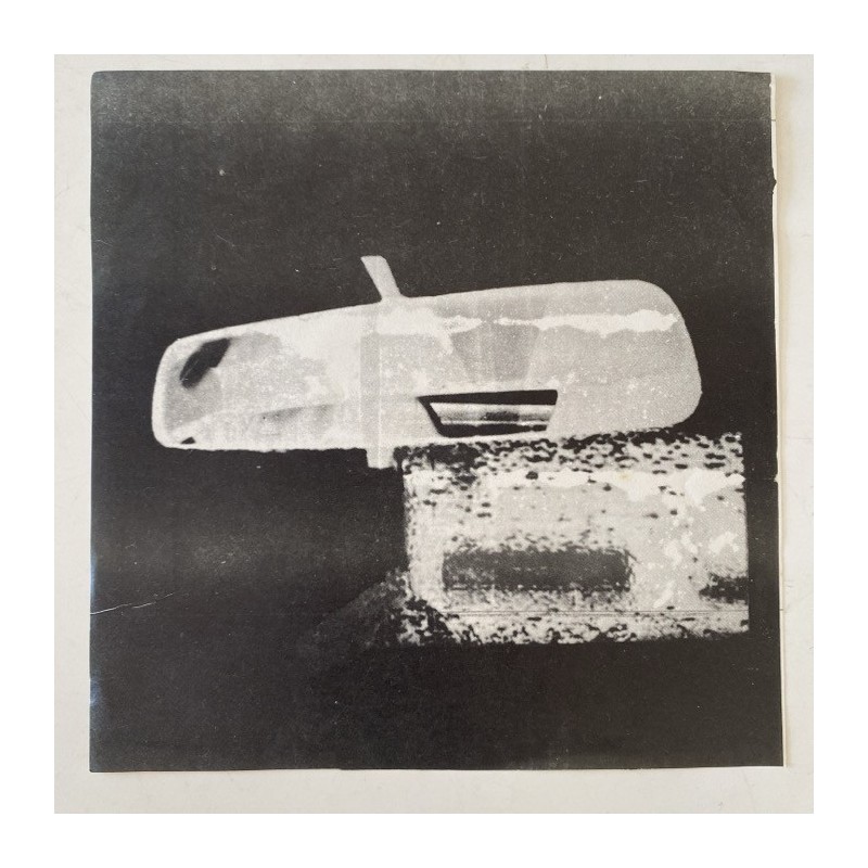 Voigt / 465 - State / A secret West E593