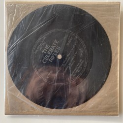 The Celebate Rifles - Howling at the Moon STR 02