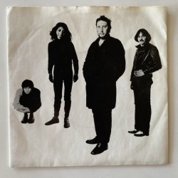 Stranglers - Walk on by UP 36429